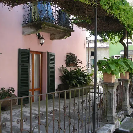 Couette-café Trattoria Traversi