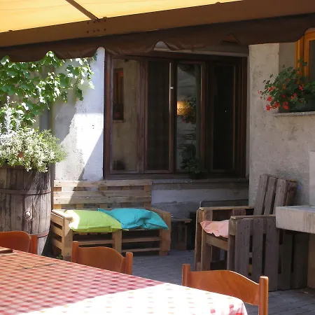 Trattoria Traversi Couette-café *