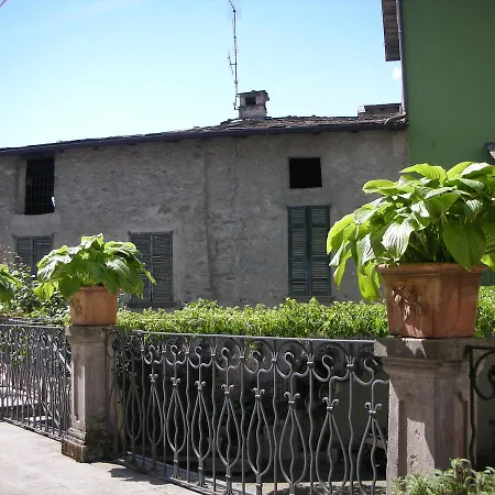 Trattoria Traversi Couette-café *